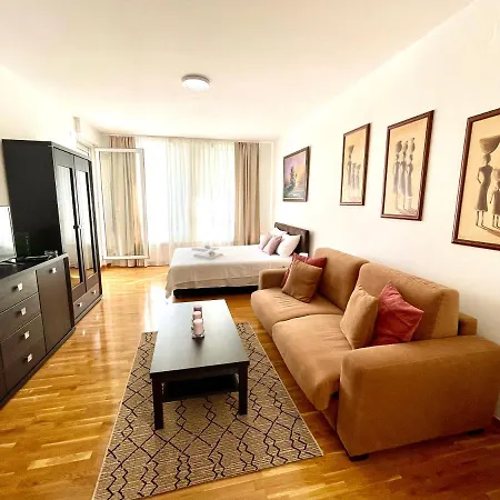 Modesti - Stan Na Dan Novi Sa Parkingom 5 Evra Po Danu Apartment *